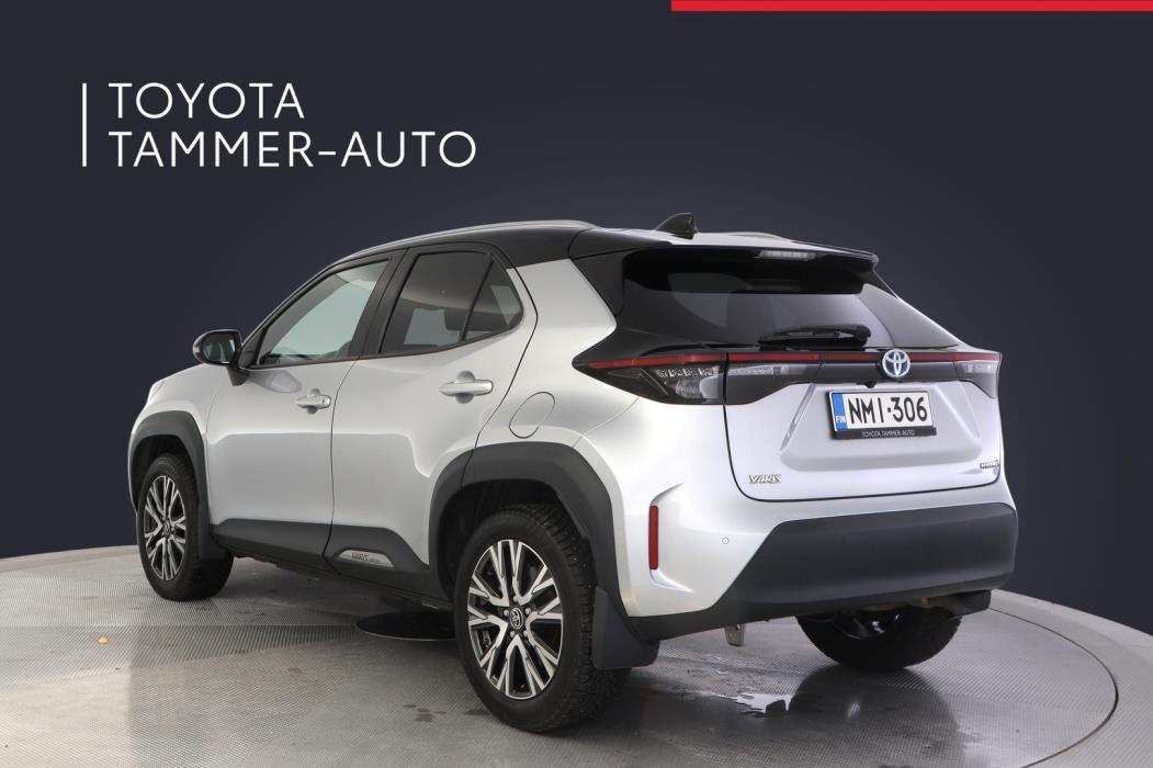 TOYOTA Yaris Cross 2022