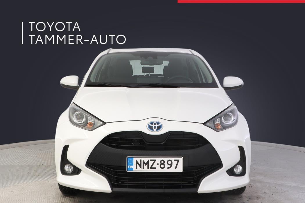 TOYOTA Yaris 2023