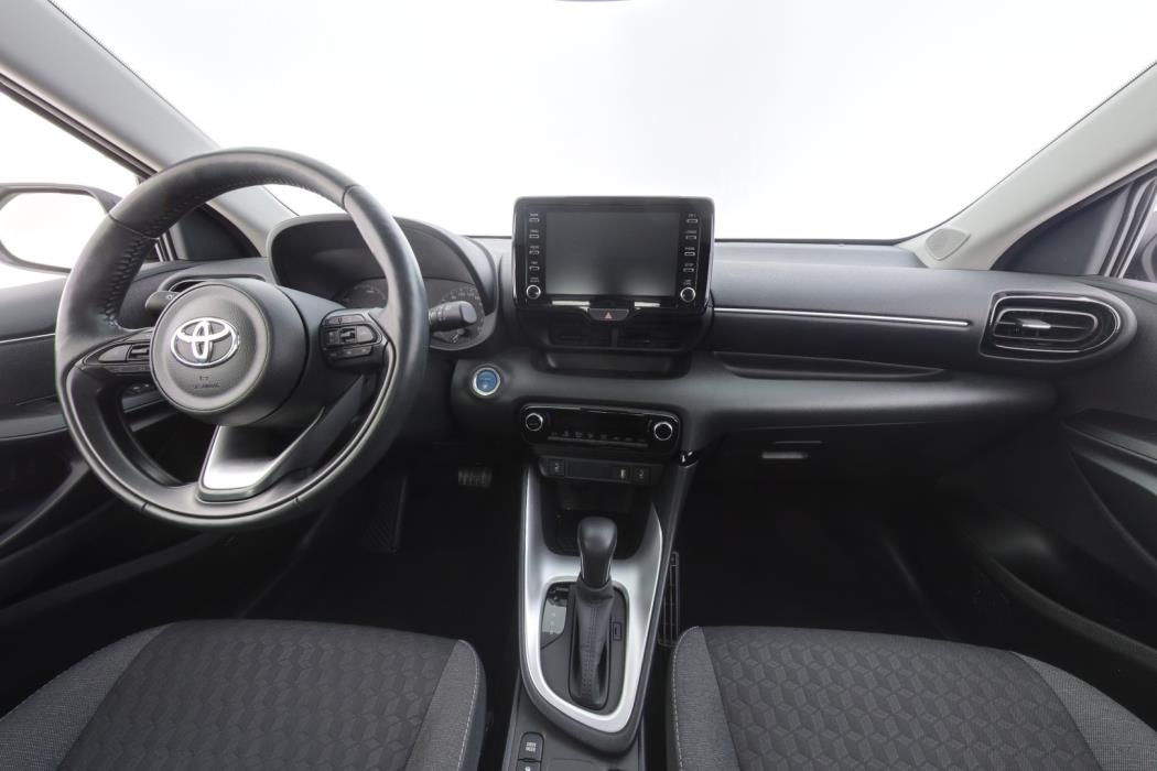 TOYOTA Yaris 2023