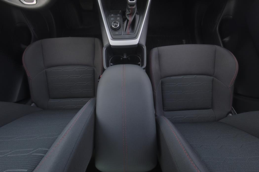 TOYOTA RAV4 Plug-in 2023
