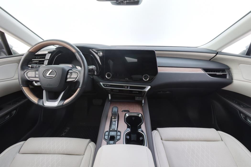 LEXUS RX 2023