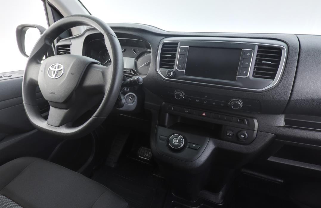 TOYOTA Proace 2024