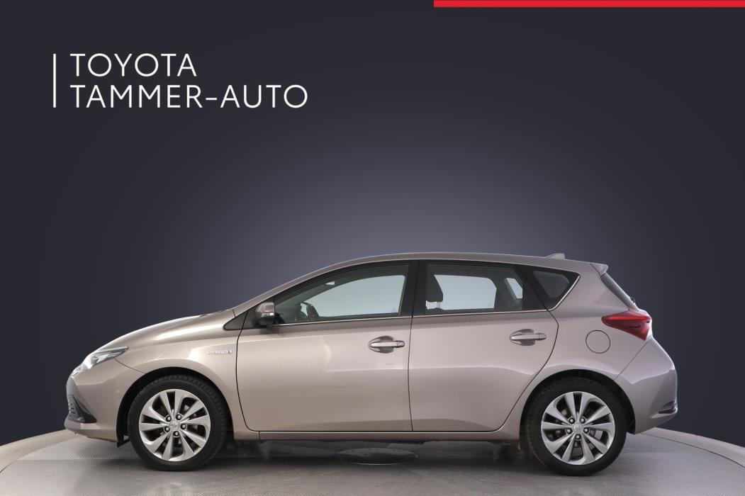 TOYOTA Auris 2016