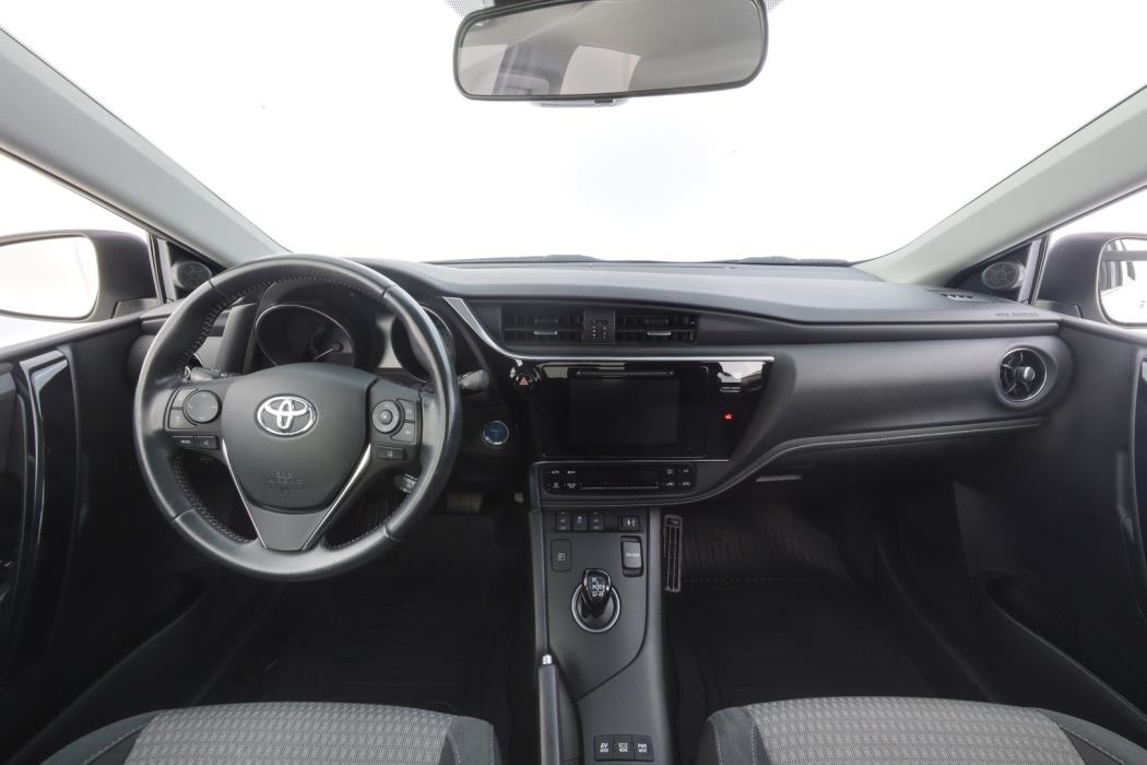 TOYOTA Auris 2018