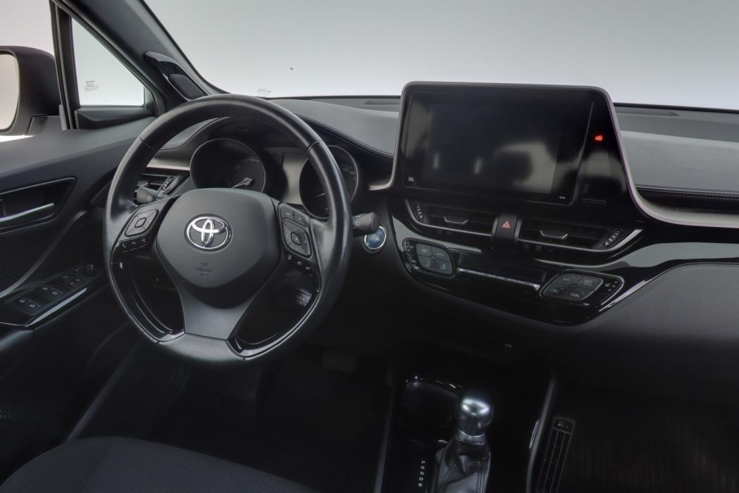 TOYOTA C-HR 2018