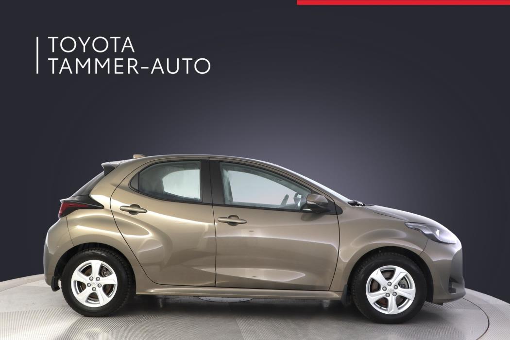 TOYOTA Yaris 2022