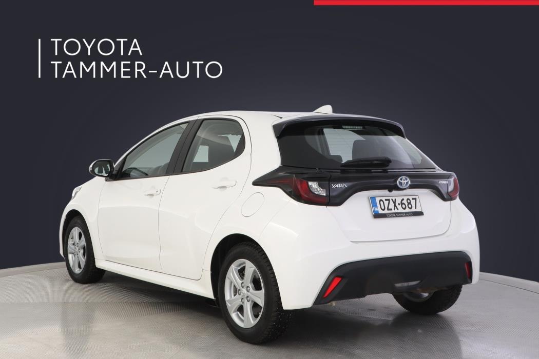 TOYOTA Yaris 2023