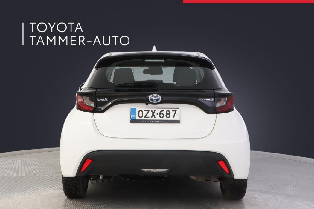 TOYOTA Yaris 2023