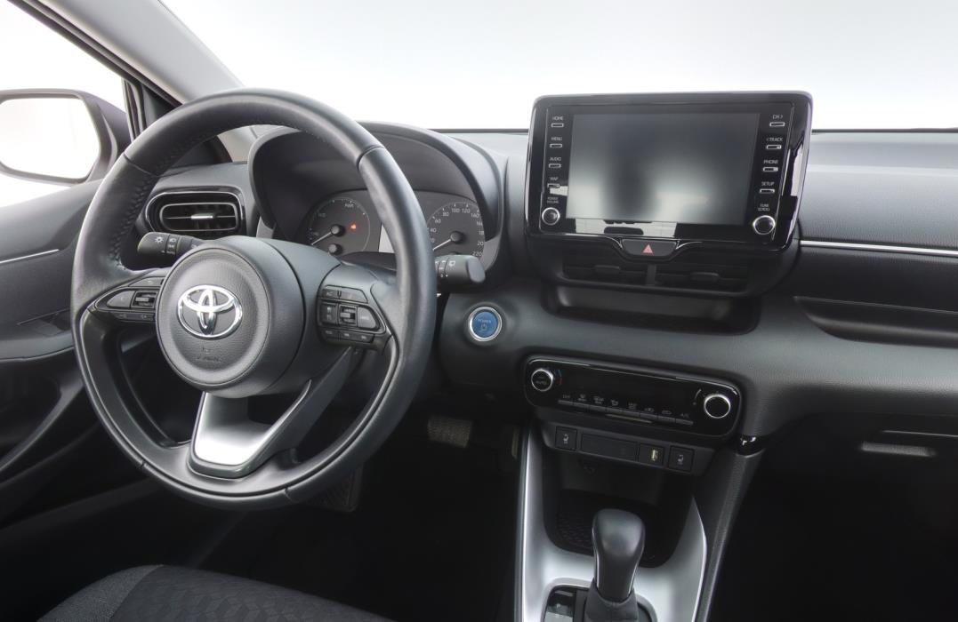 TOYOTA Yaris 2023