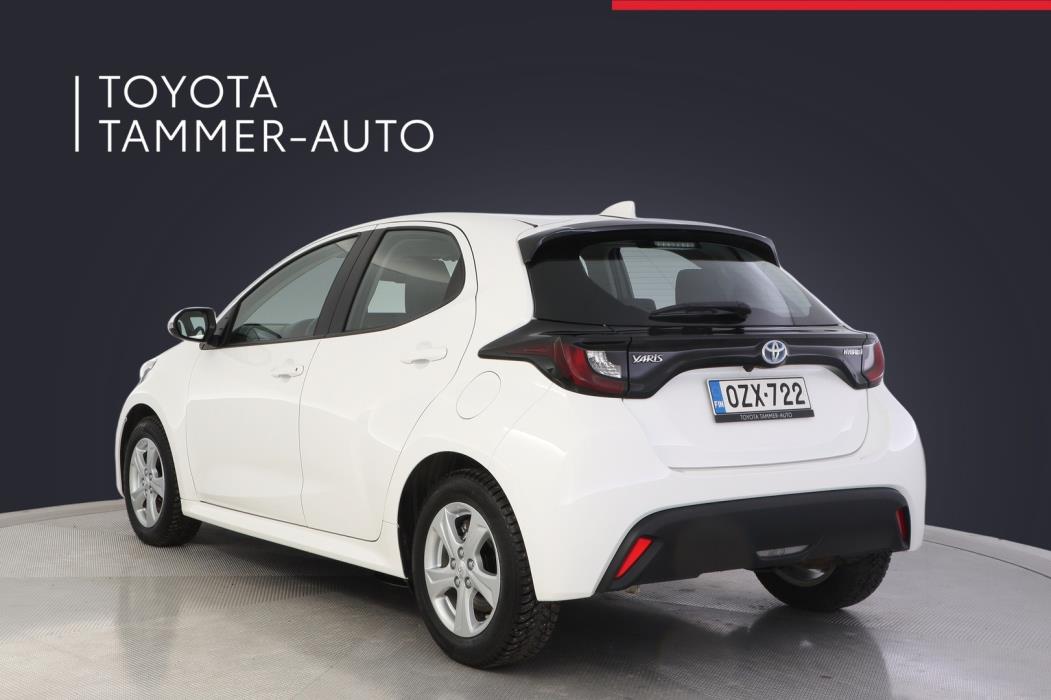 TOYOTA Yaris 2023