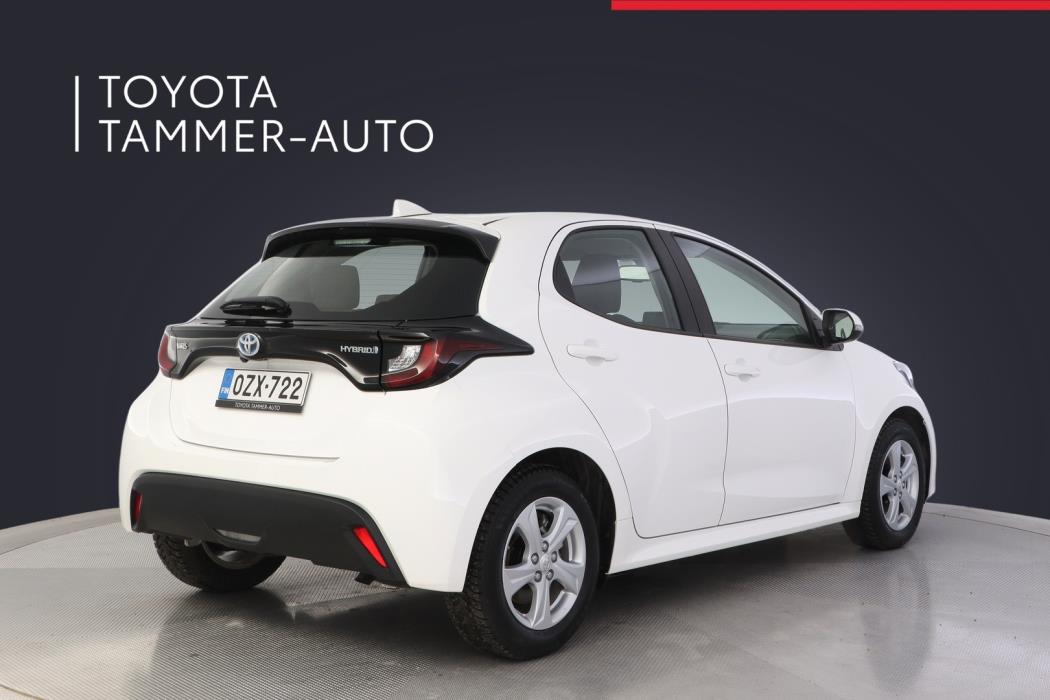 TOYOTA Yaris 2023