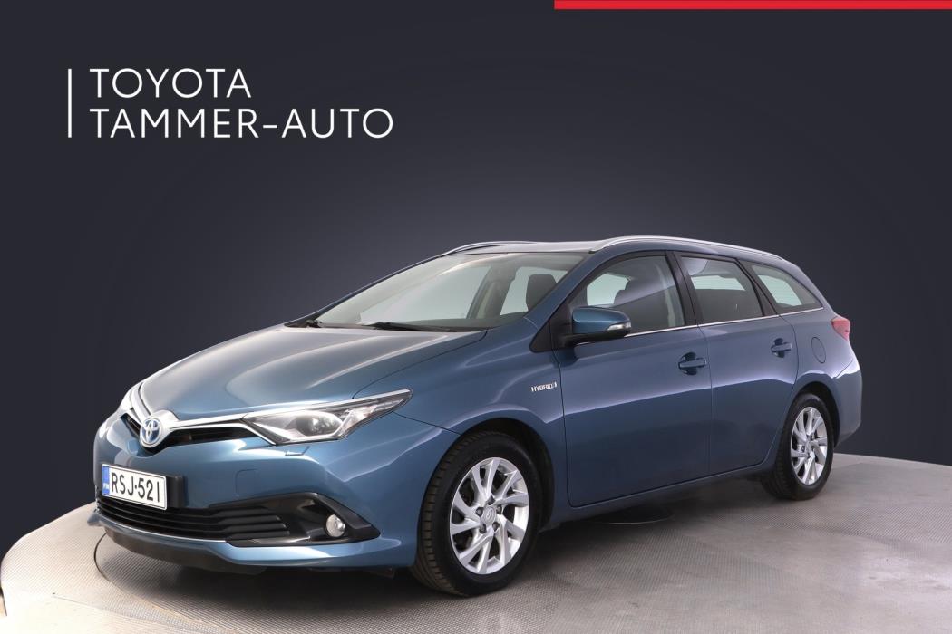 TOYOTA Auris 2015