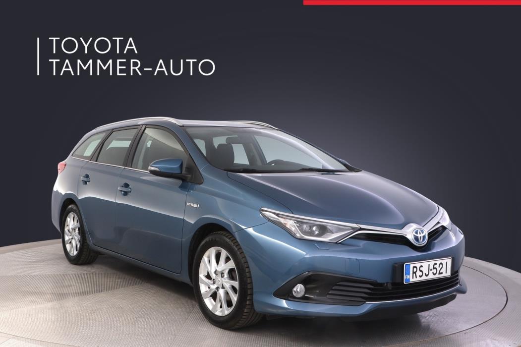 TOYOTA Auris 2015