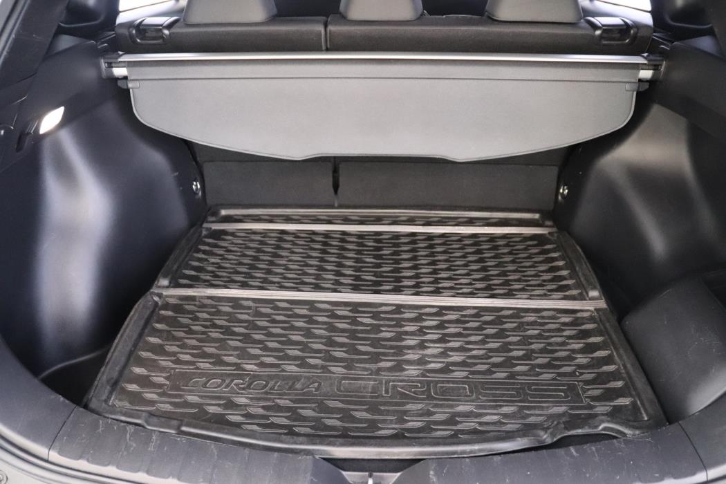 TOYOTA Corolla Cross 2023