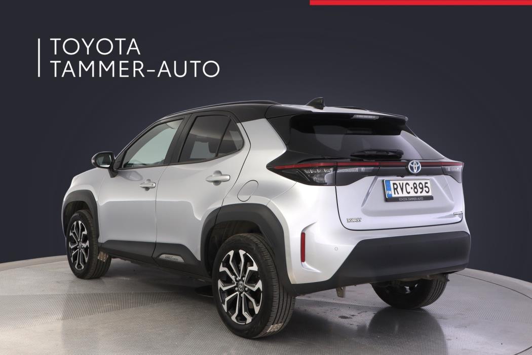 TOYOTA Yaris Cross 2023