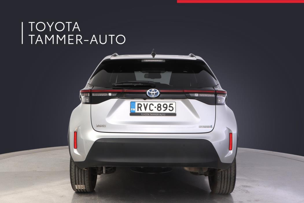 TOYOTA Yaris Cross 2023