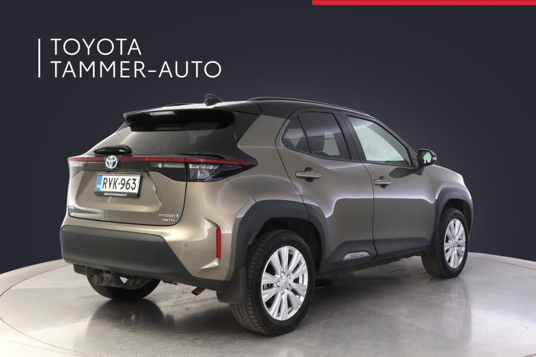 TOYOTA Yaris Cross 2023