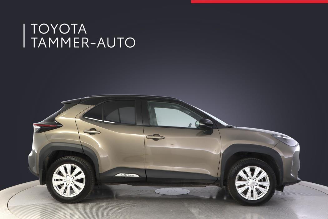TOYOTA Yaris Cross 2023