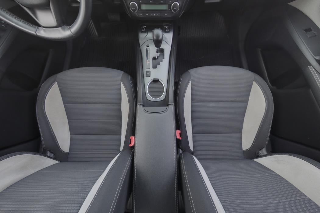 TOYOTA Avensis 2017