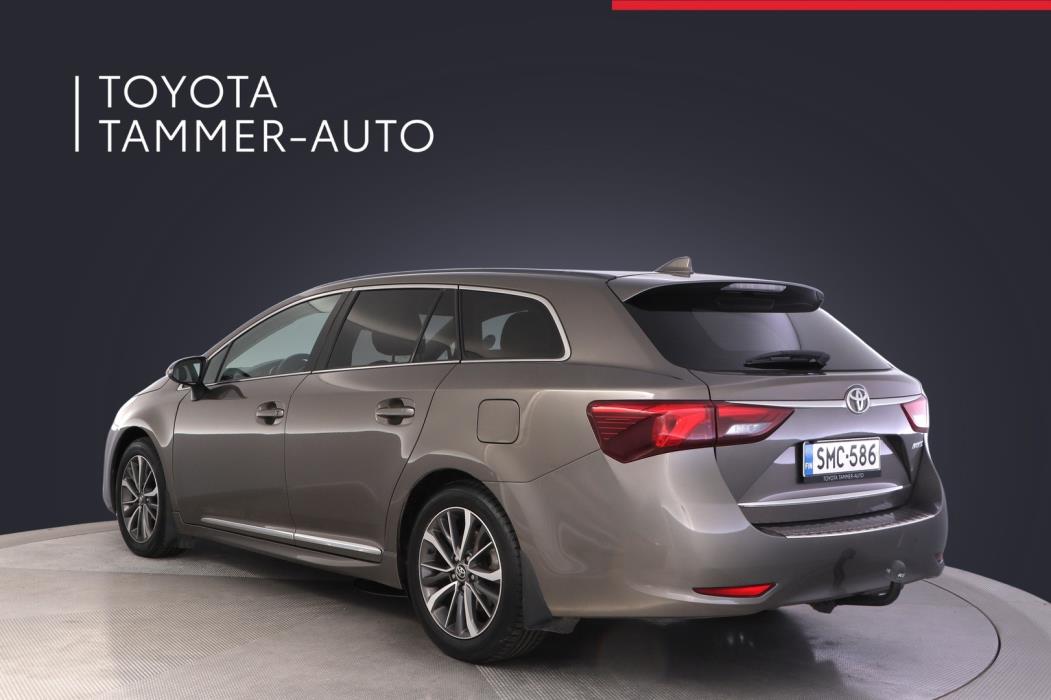 TOYOTA Avensis 2017