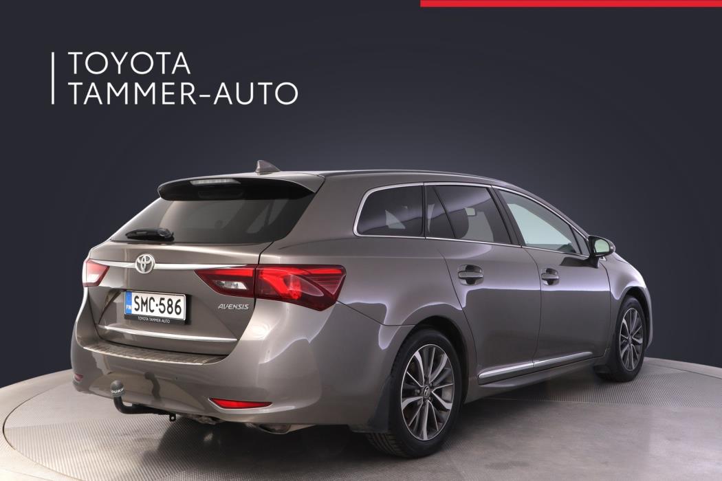 TOYOTA Avensis 2017