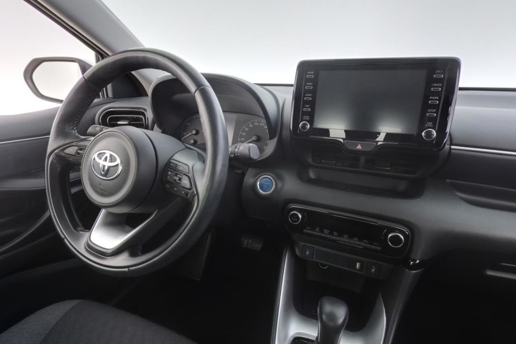 TOYOTA Yaris 2023