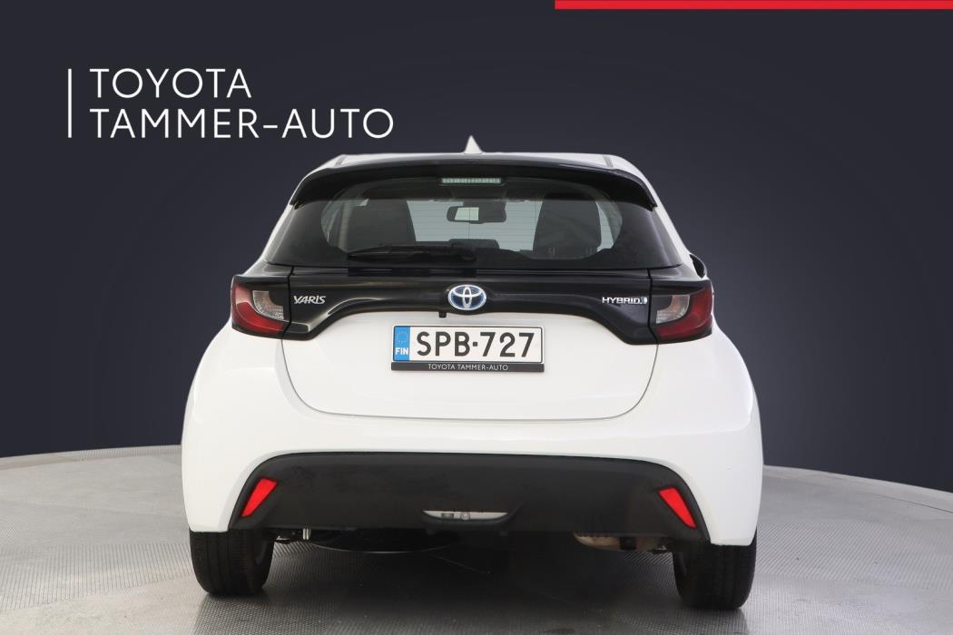 TOYOTA Yaris 2023