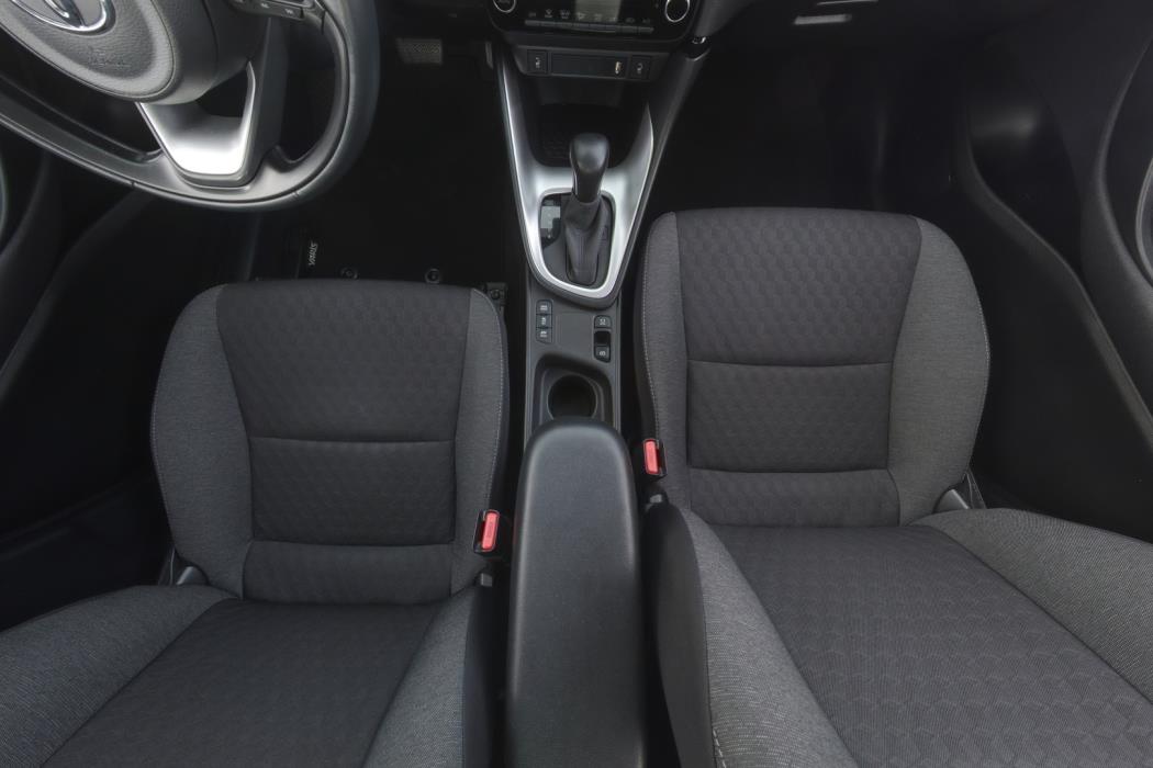 TOYOTA Yaris 2023