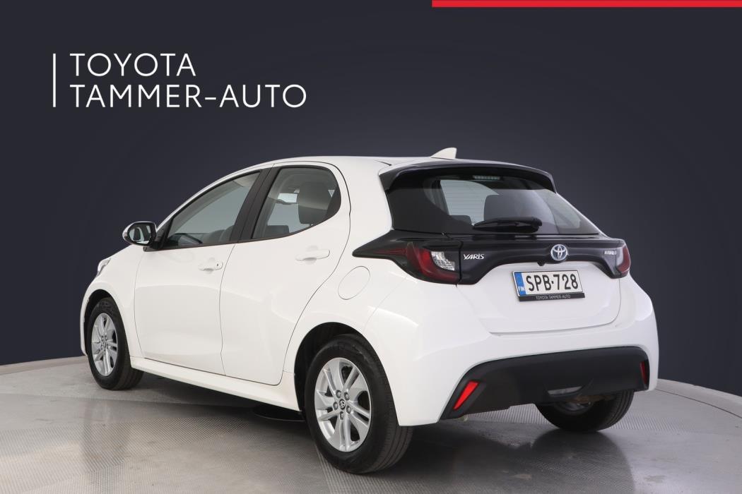 TOYOTA Yaris 2023