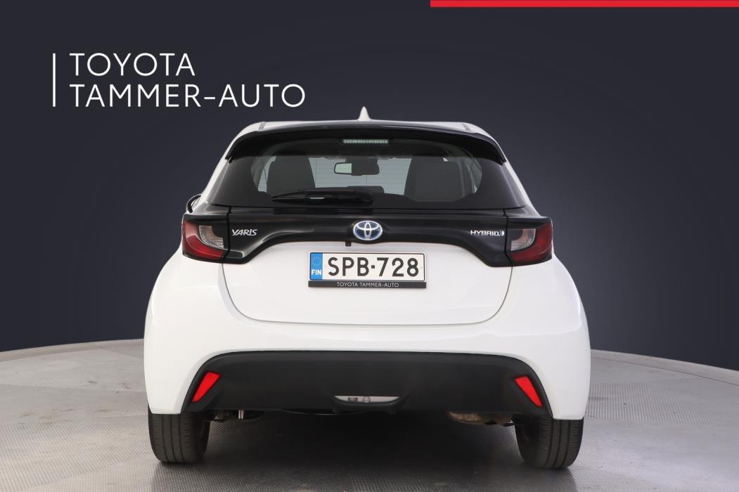 TOYOTA Yaris 2023
