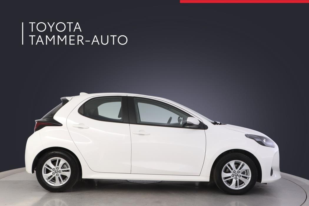 TOYOTA Yaris 2023