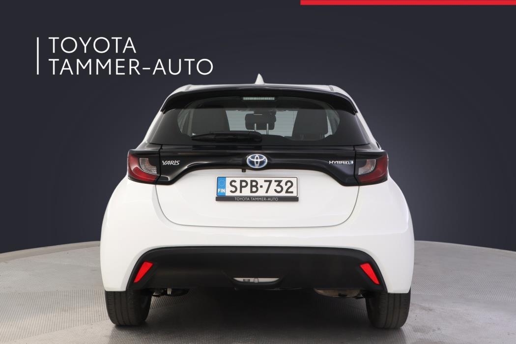 TOYOTA Yaris 2023