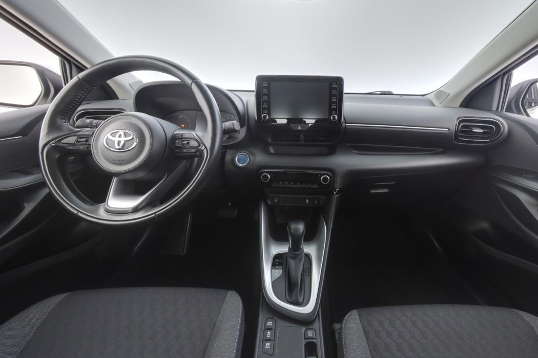 TOYOTA Yaris 2023