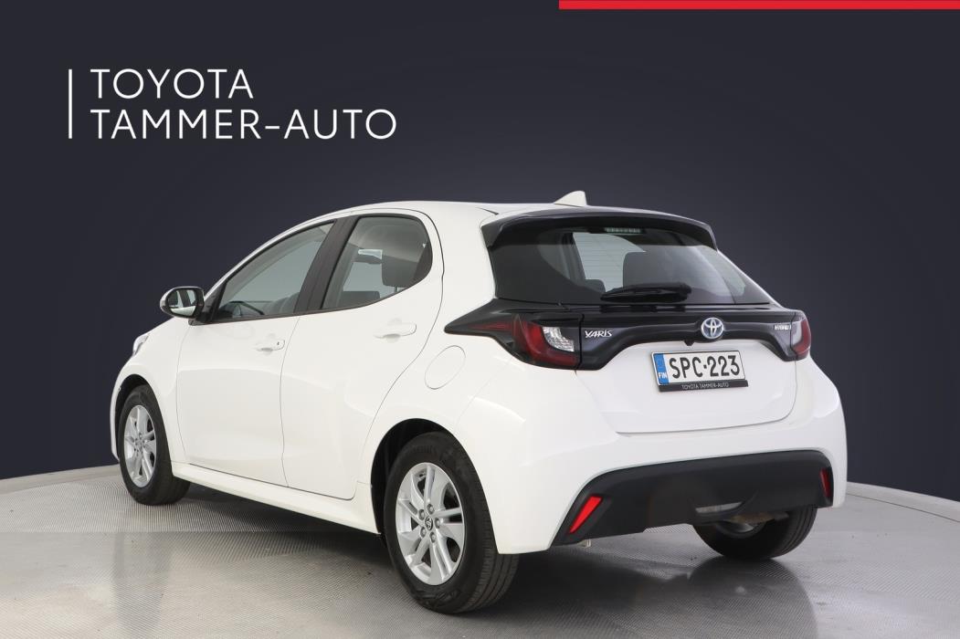 TOYOTA Yaris 2023