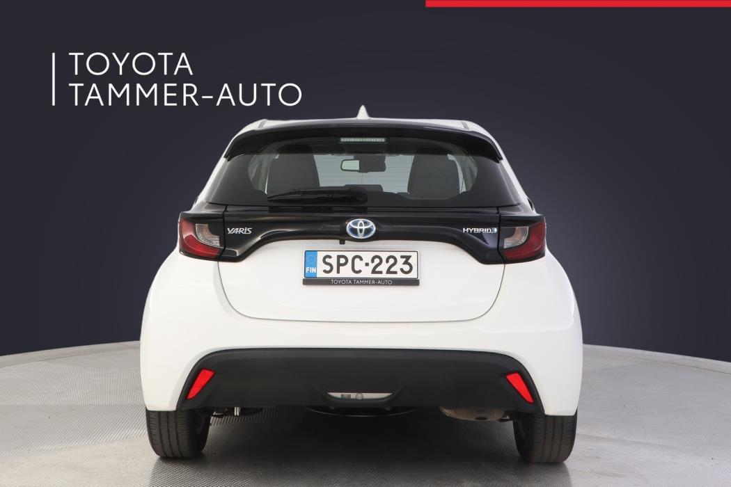 TOYOTA Yaris 2023