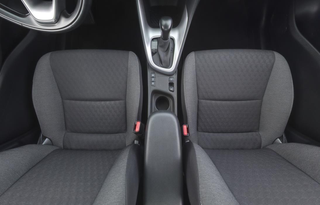 TOYOTA Yaris 2023