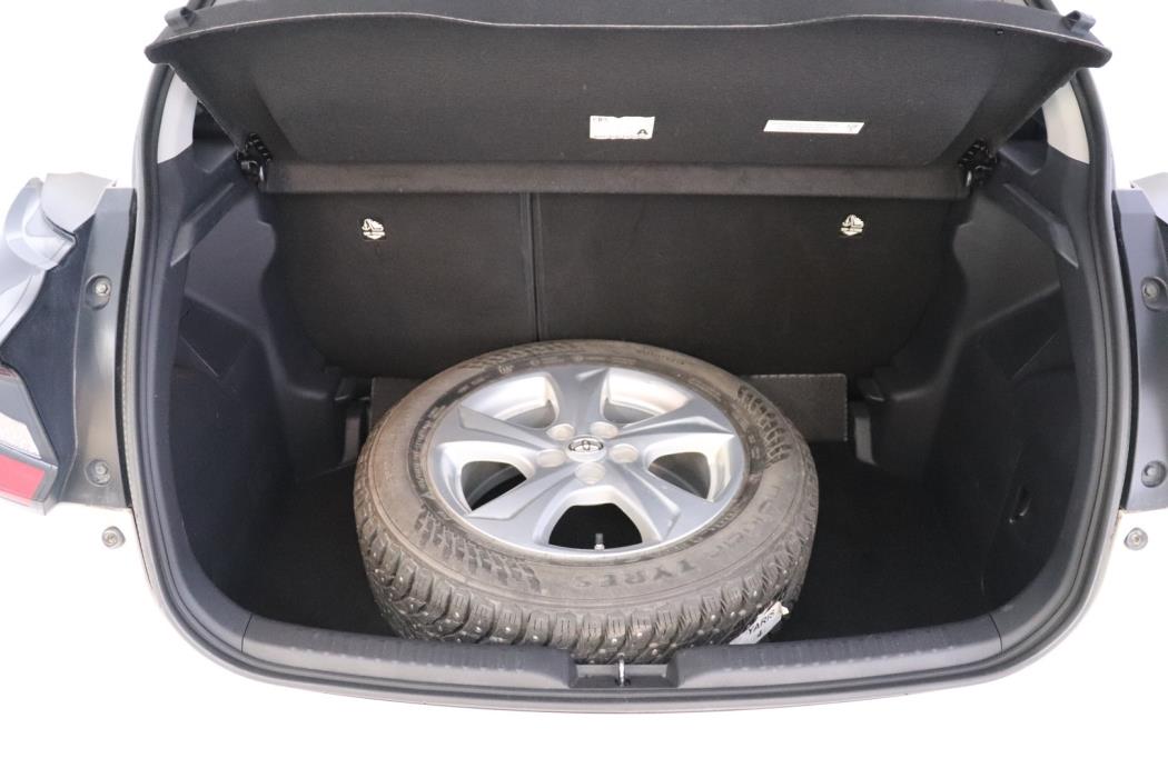 TOYOTA Yaris 2023