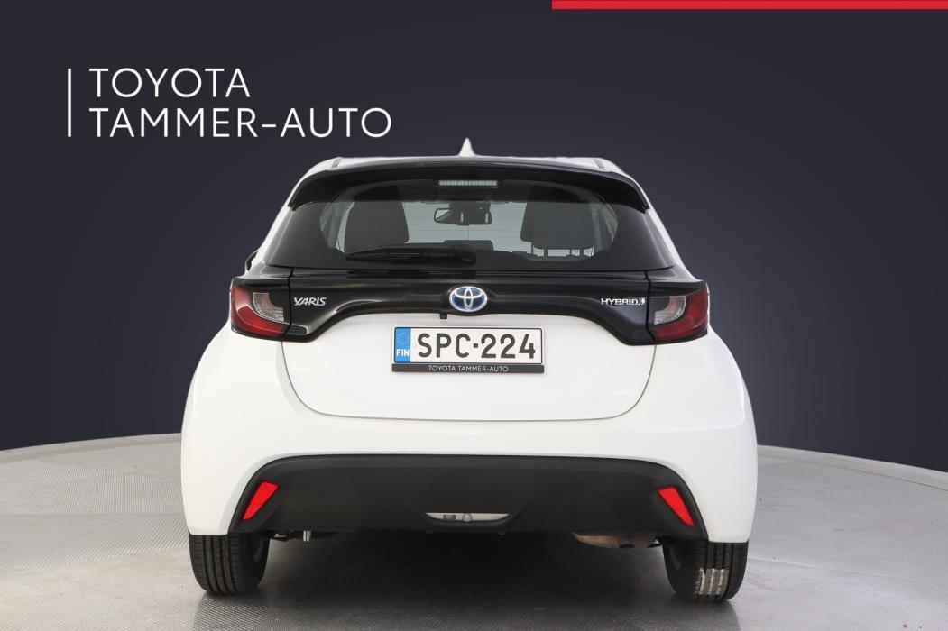 TOYOTA Yaris 2023