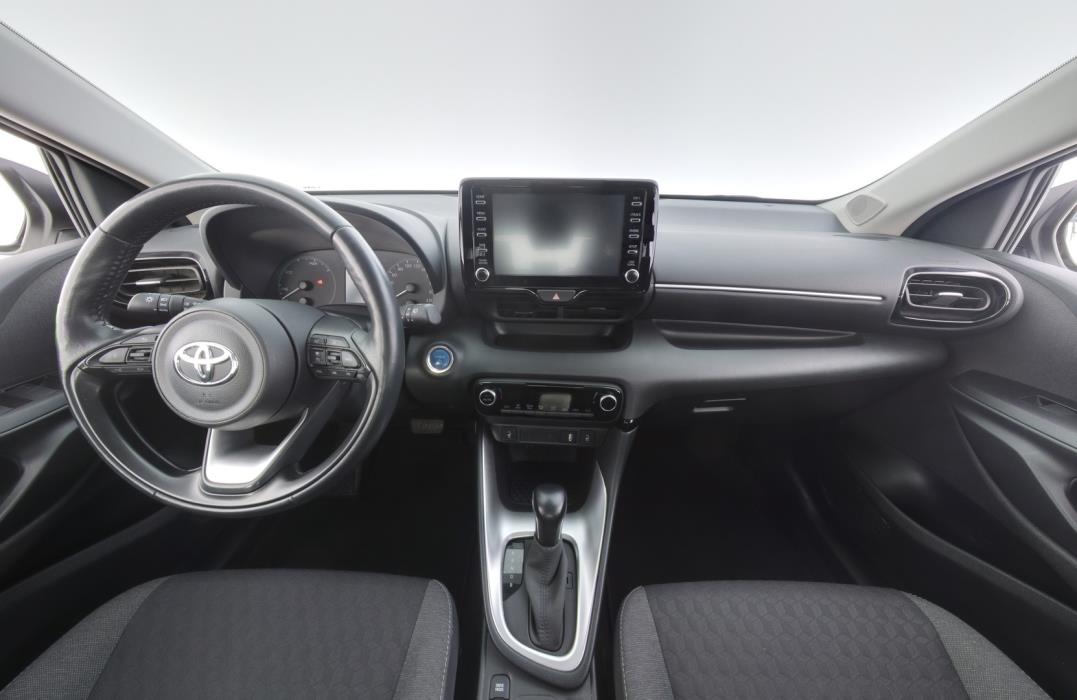 TOYOTA Yaris 2023