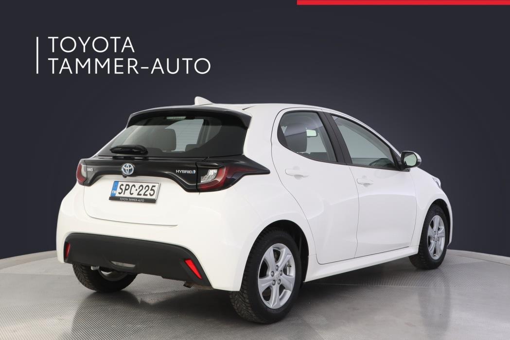 TOYOTA Yaris 2023