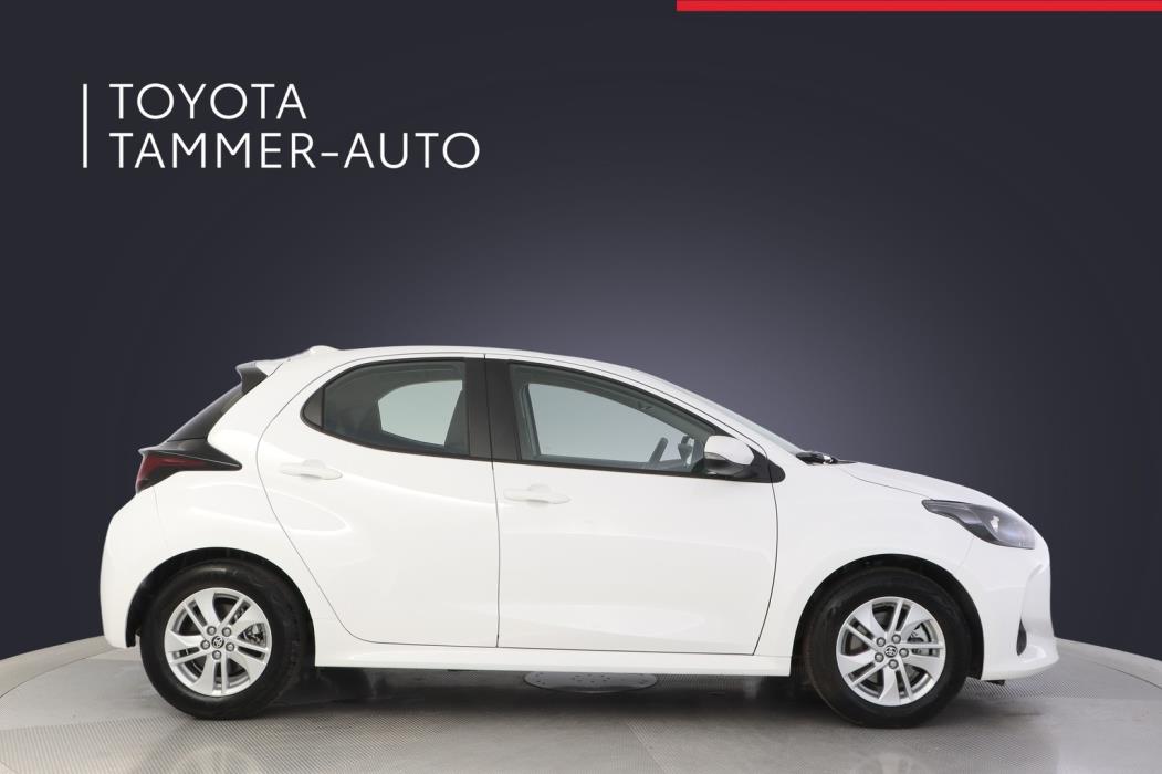 TOYOTA Yaris 2024