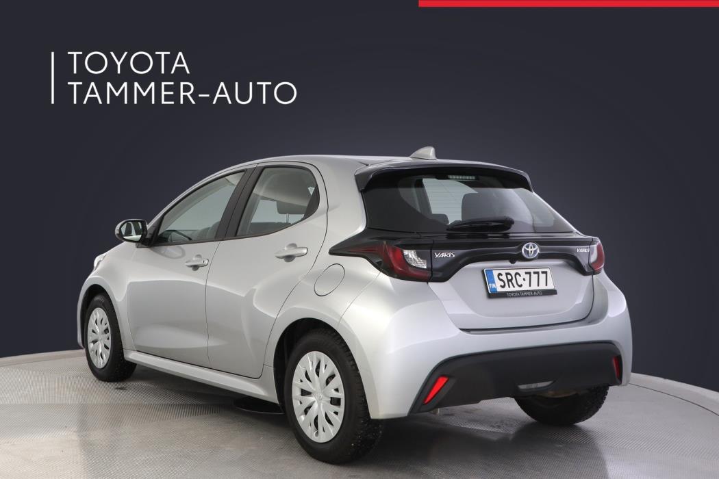 TOYOTA Yaris 2024