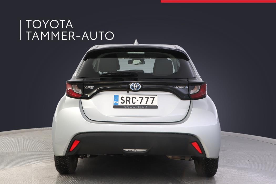 TOYOTA Yaris 2024