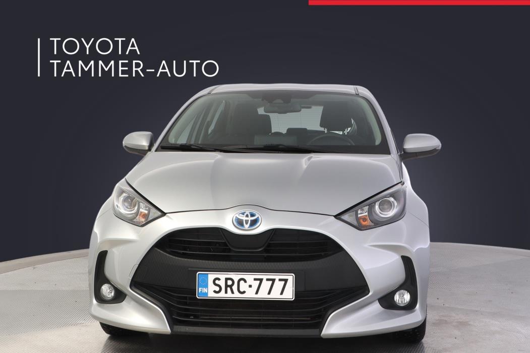 TOYOTA Yaris 2024