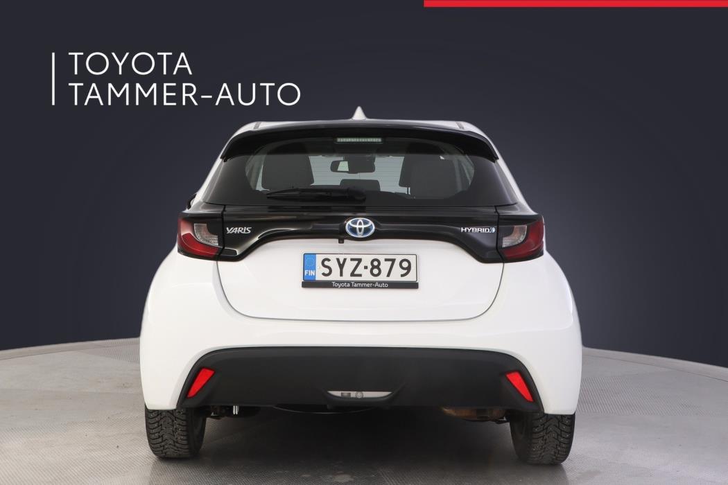 TOYOTA Yaris 2021