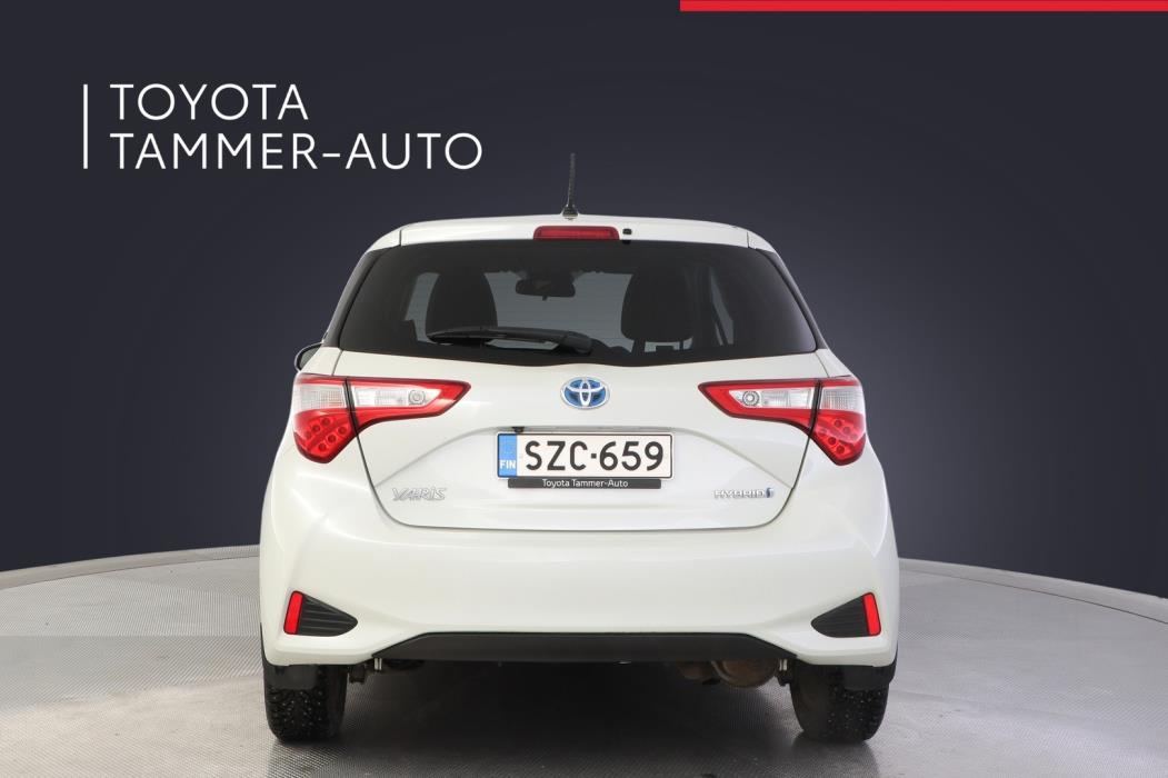 TOYOTA Yaris 2020