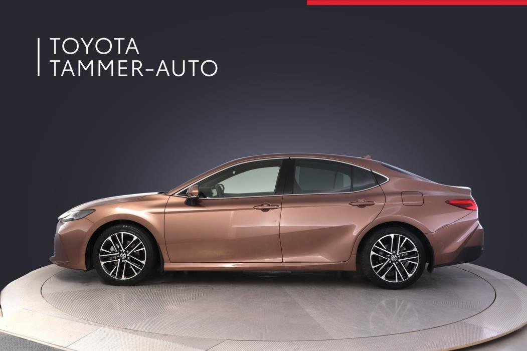 TOYOTA Camry 2024