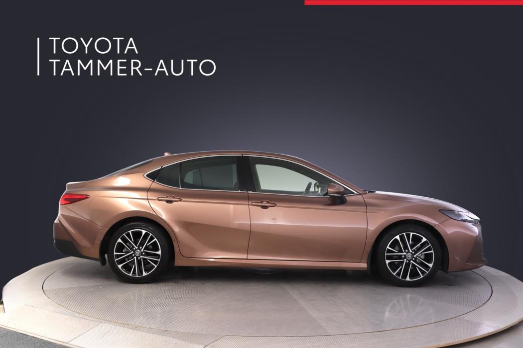 TOYOTA Camry 2024