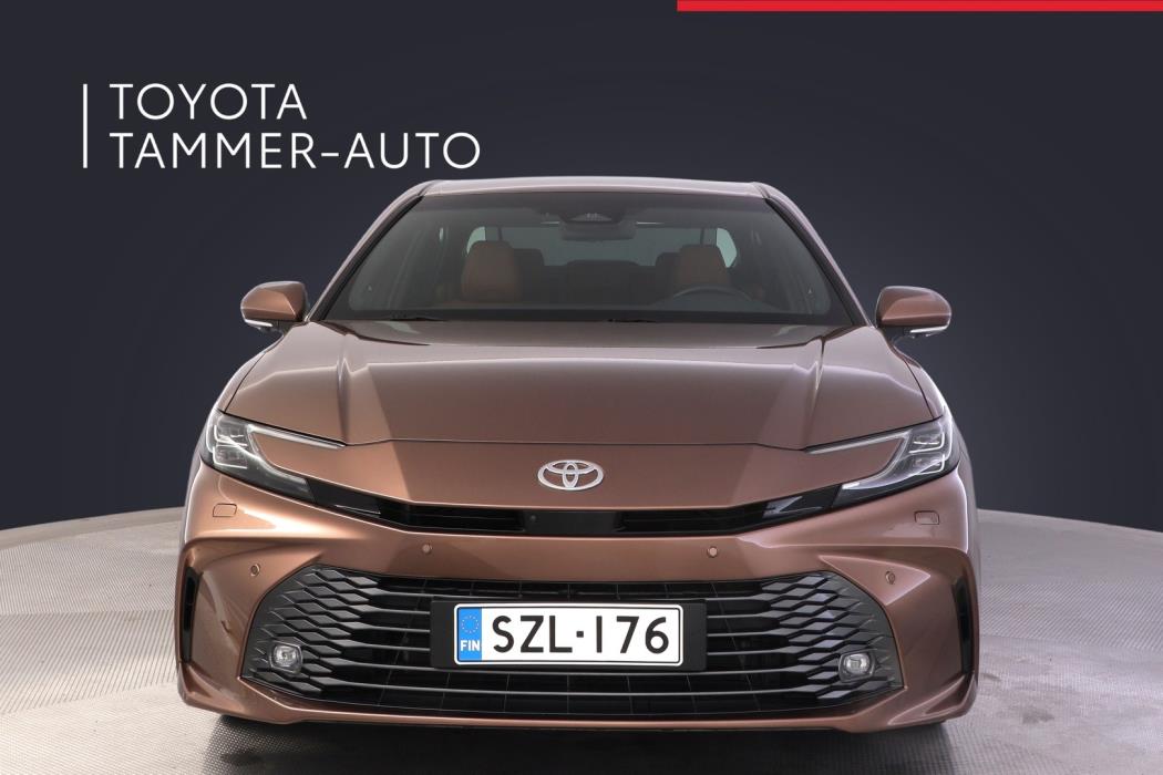 TOYOTA Camry 2024