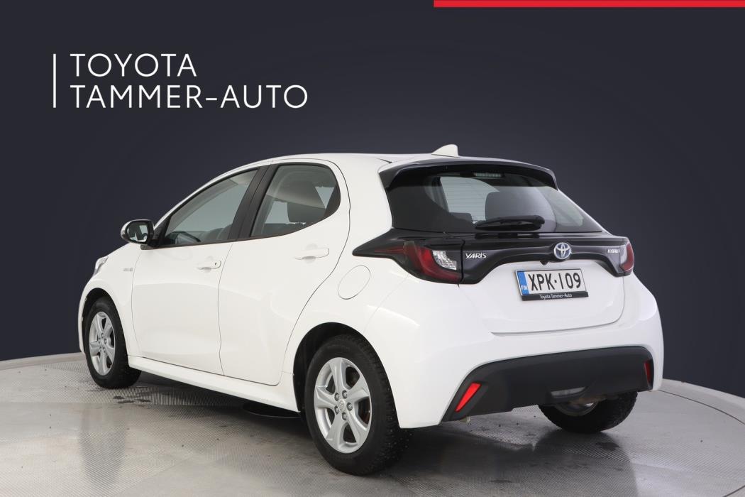 TOYOTA Yaris 2021
